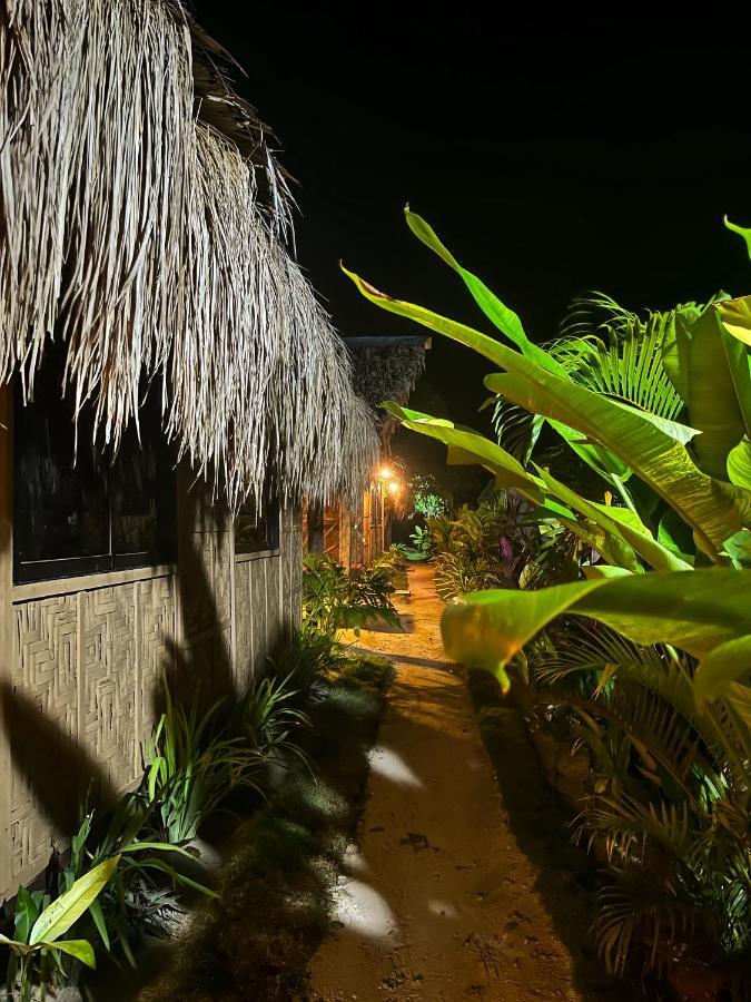 Siargao Tropic Hostel General Luna  Exterior foto